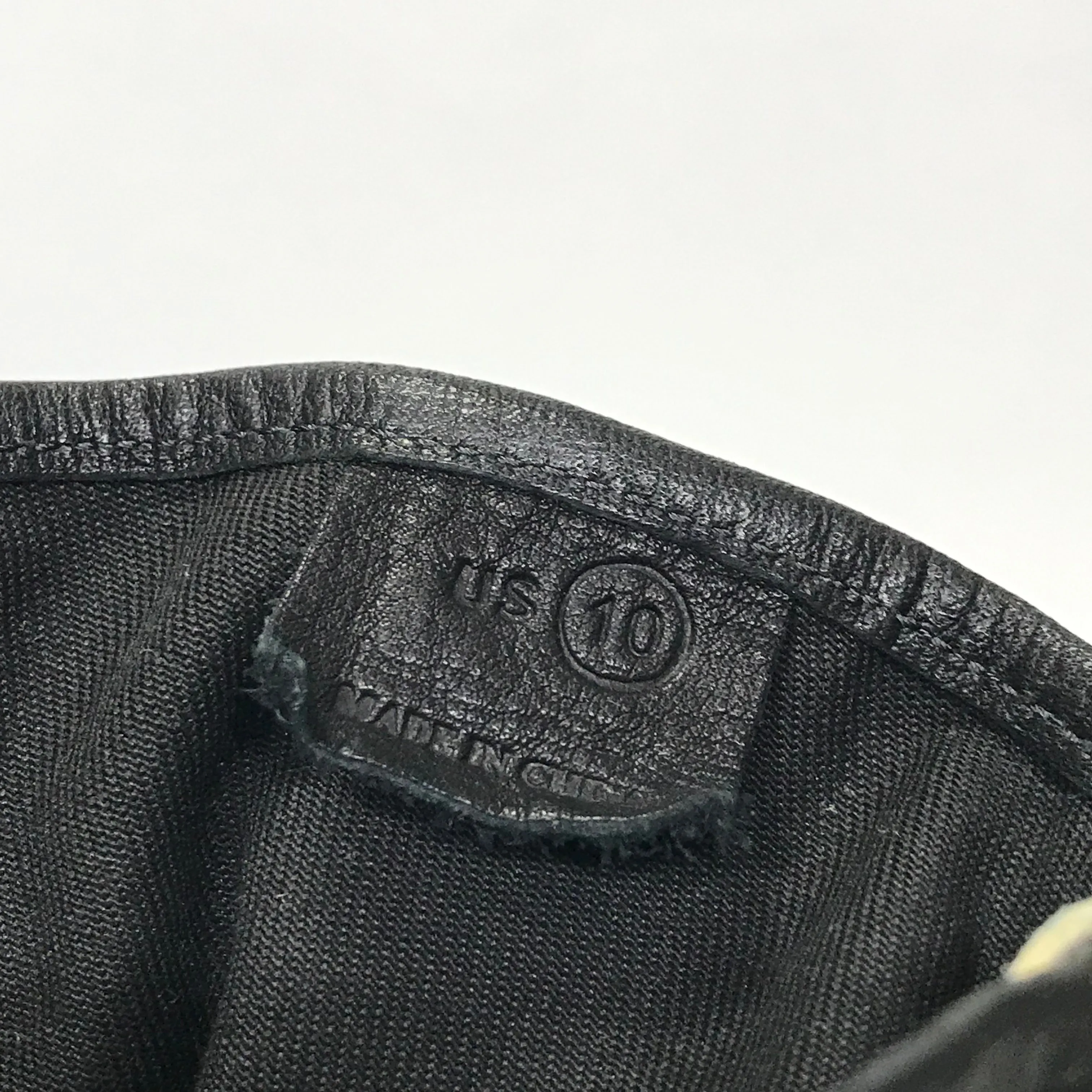 [10] Visvim Grizzly Boots Folk Black