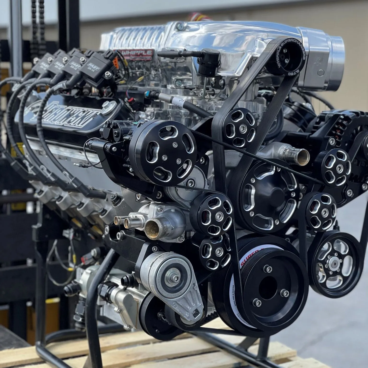 1,200 HP 3.0L Whipple Supercharged LS Engine. Includes Serpentine System & Holley EMS