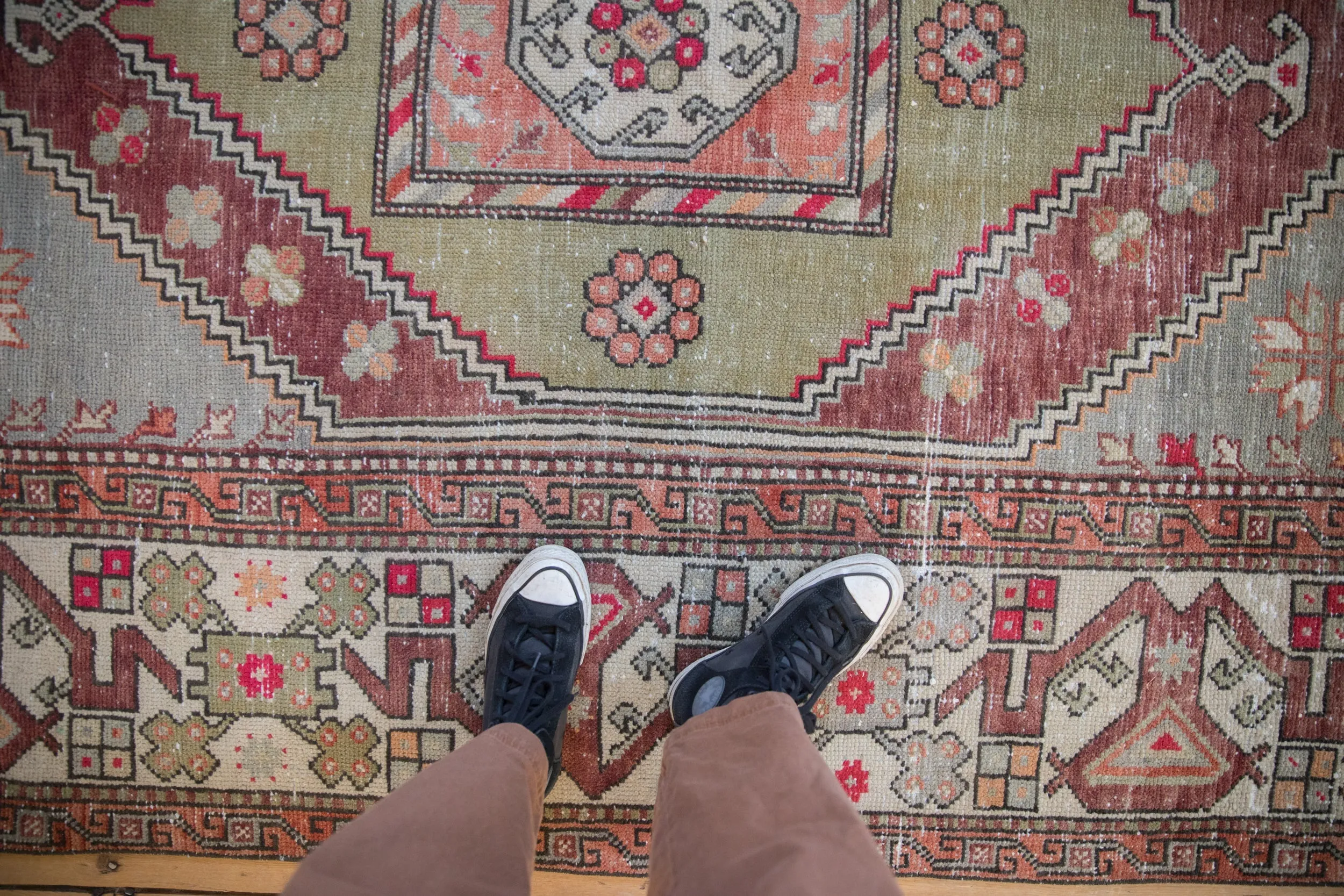 5.5x8.5 Vintage Distressed Oushak Carpet