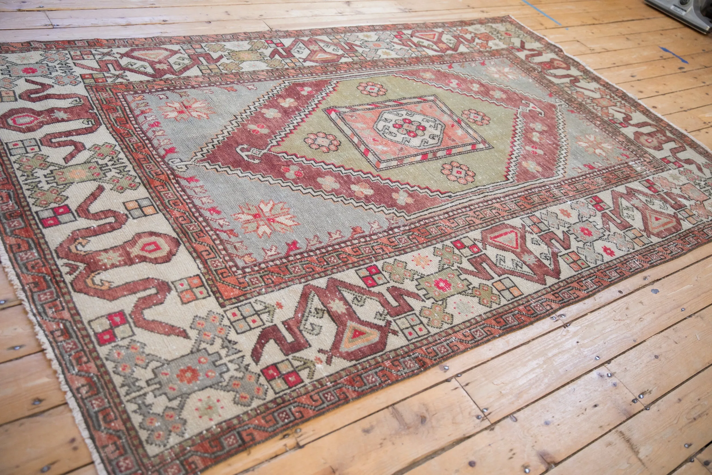 5.5x8.5 Vintage Distressed Oushak Carpet