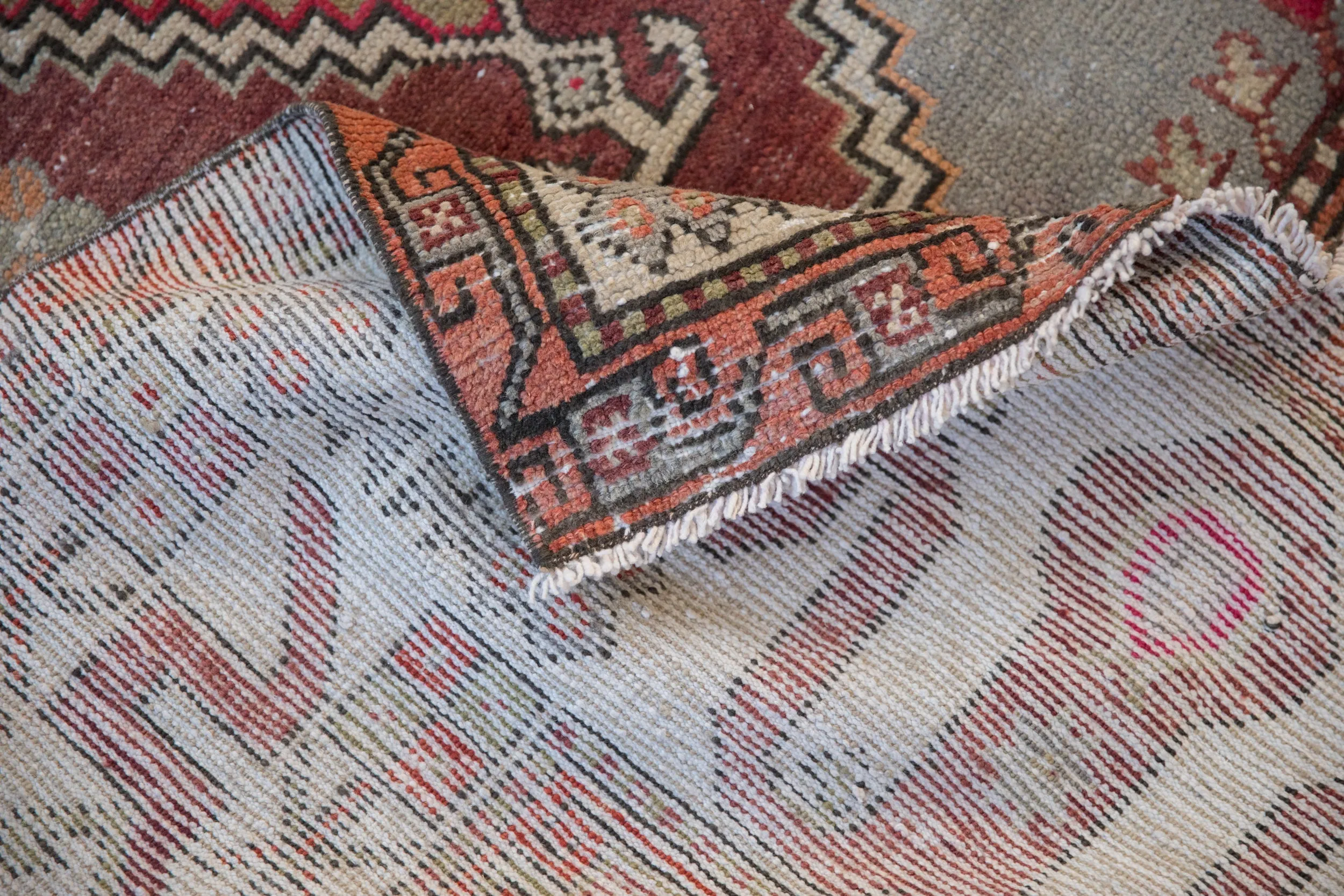 5.5x8.5 Vintage Distressed Oushak Carpet