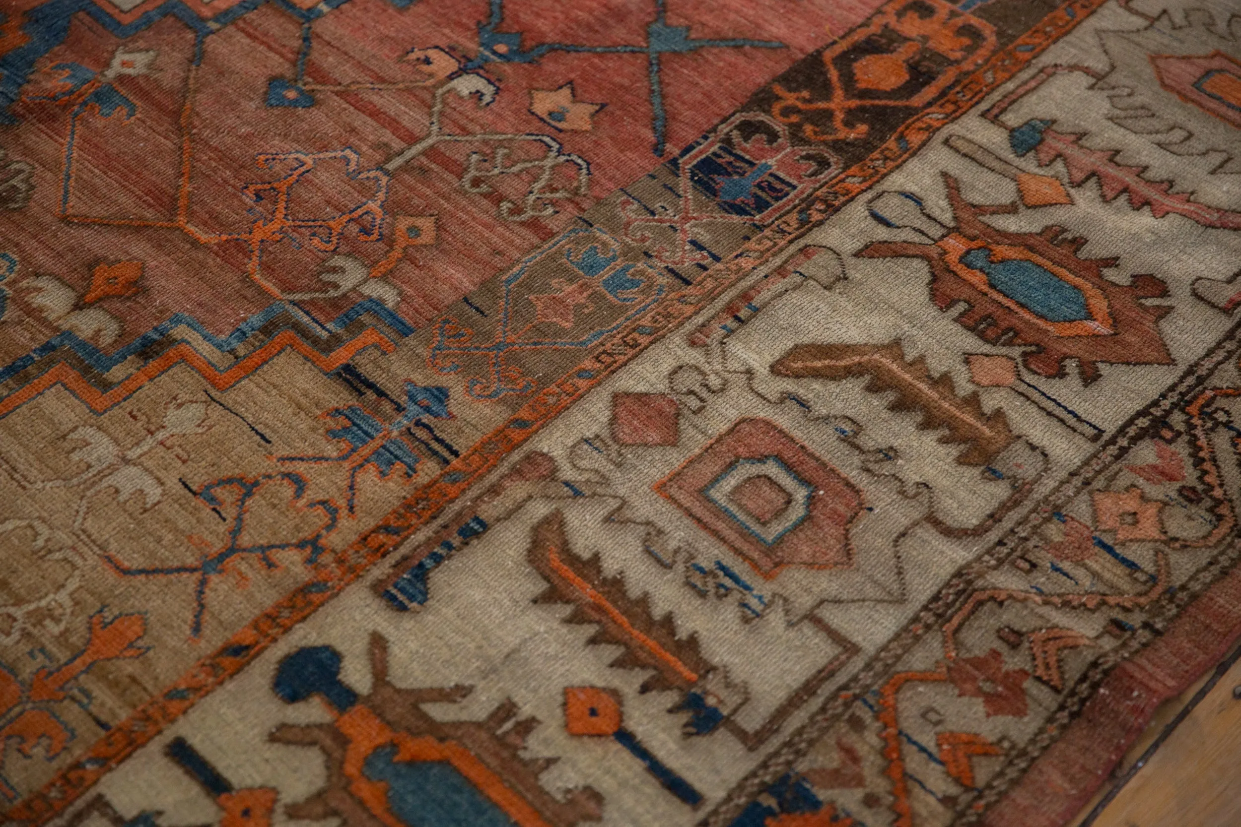 7.5x13 Antique Bakshaish Carpet