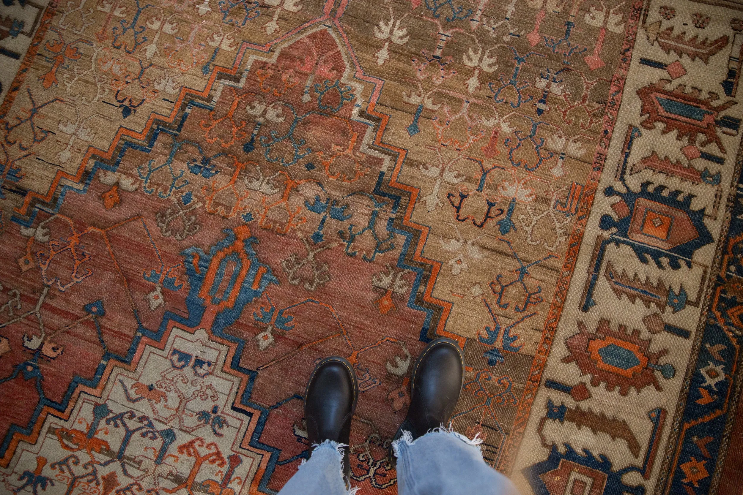 7.5x13 Antique Bakshaish Carpet