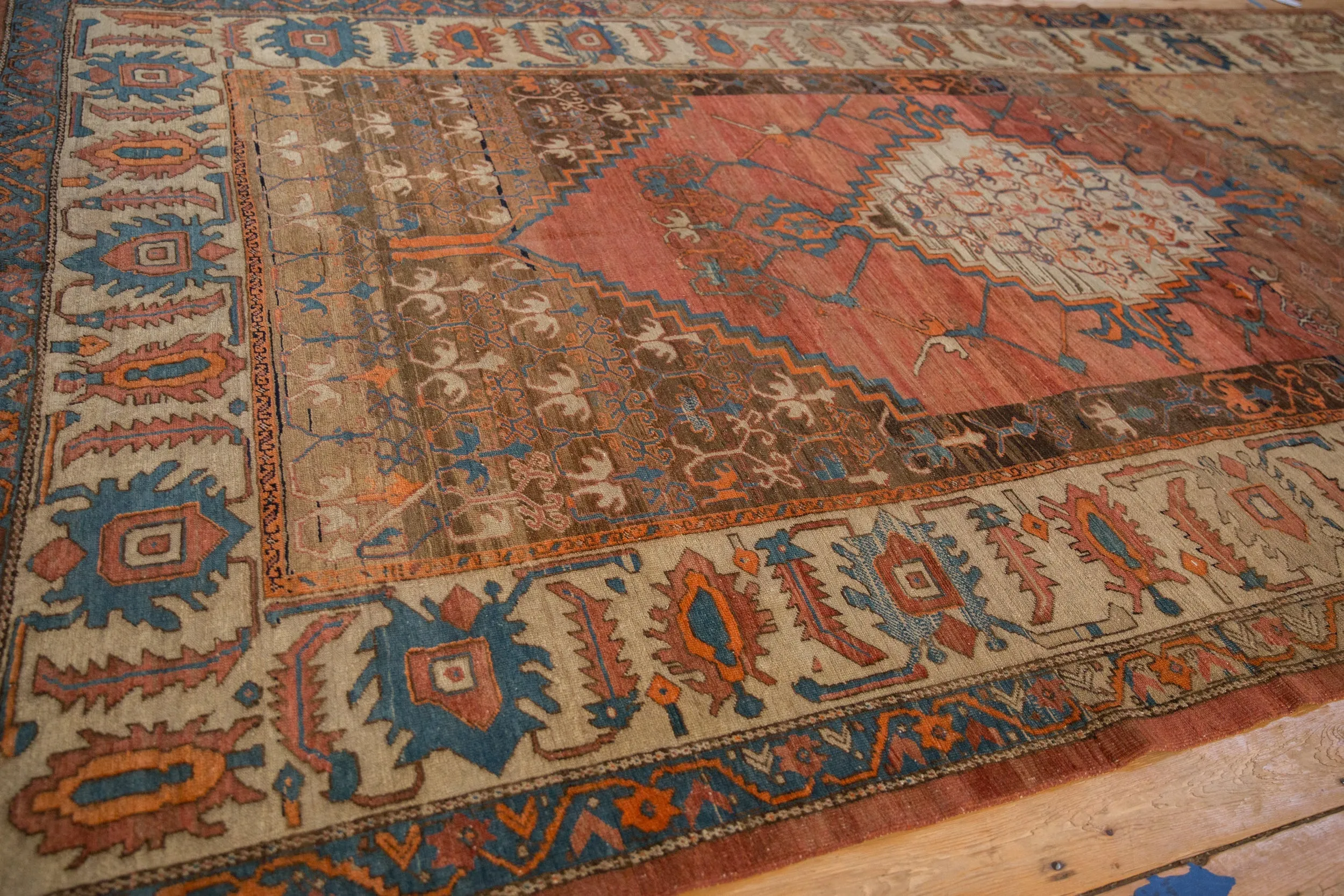 7.5x13 Antique Bakshaish Carpet