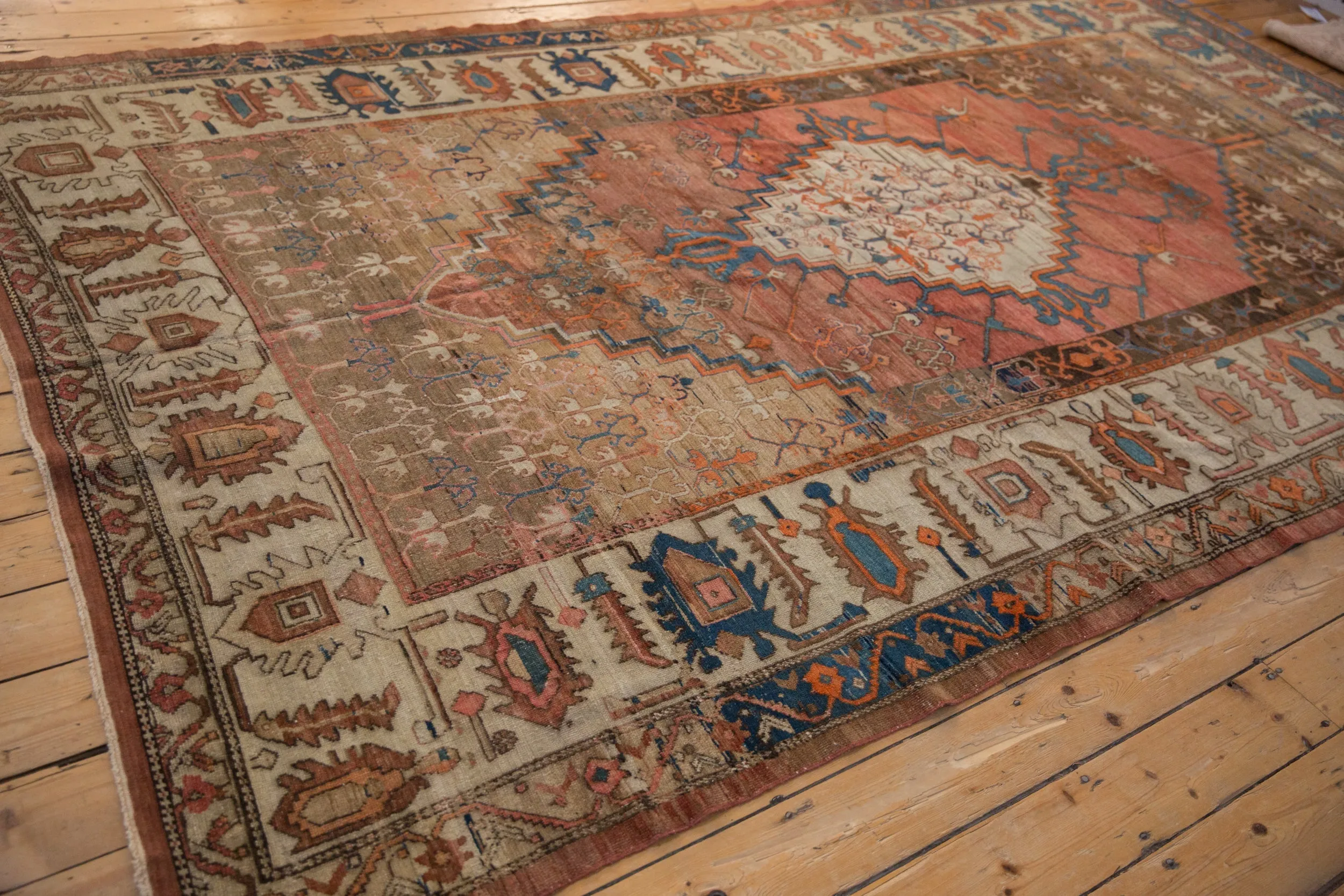 7.5x13 Antique Bakshaish Carpet