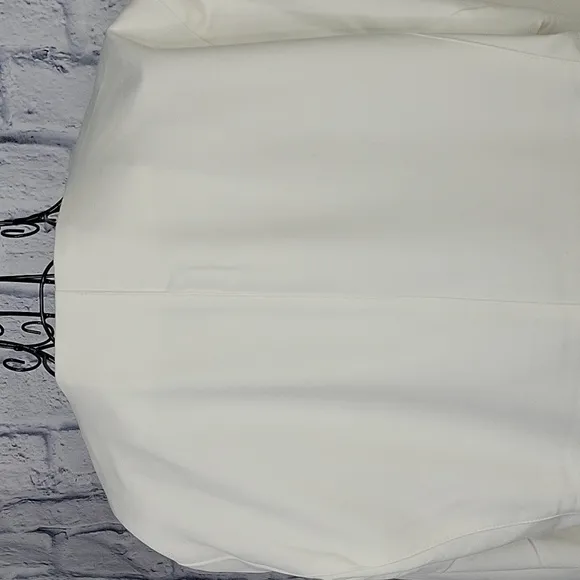 CHICO'S Modern City Chic Long Sleeves Optic White Jacket Large