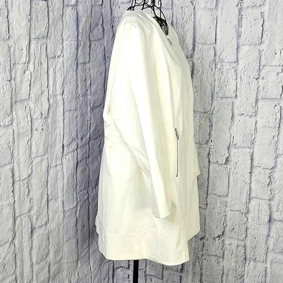 CHICO'S Modern City Chic Long Sleeves Optic White Jacket Large
