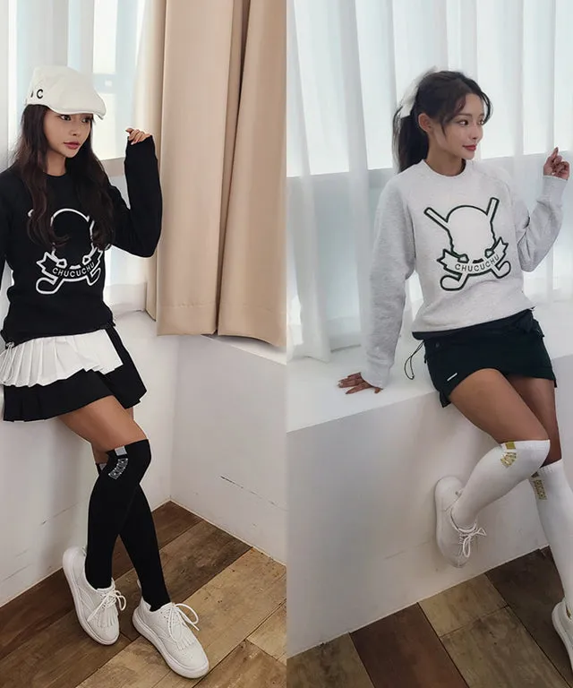 CHUCUCHU Cozy Lined Skull Round Top - Black