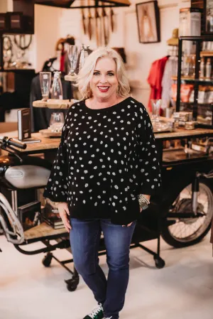 Cozy Evening in Sweater in Black