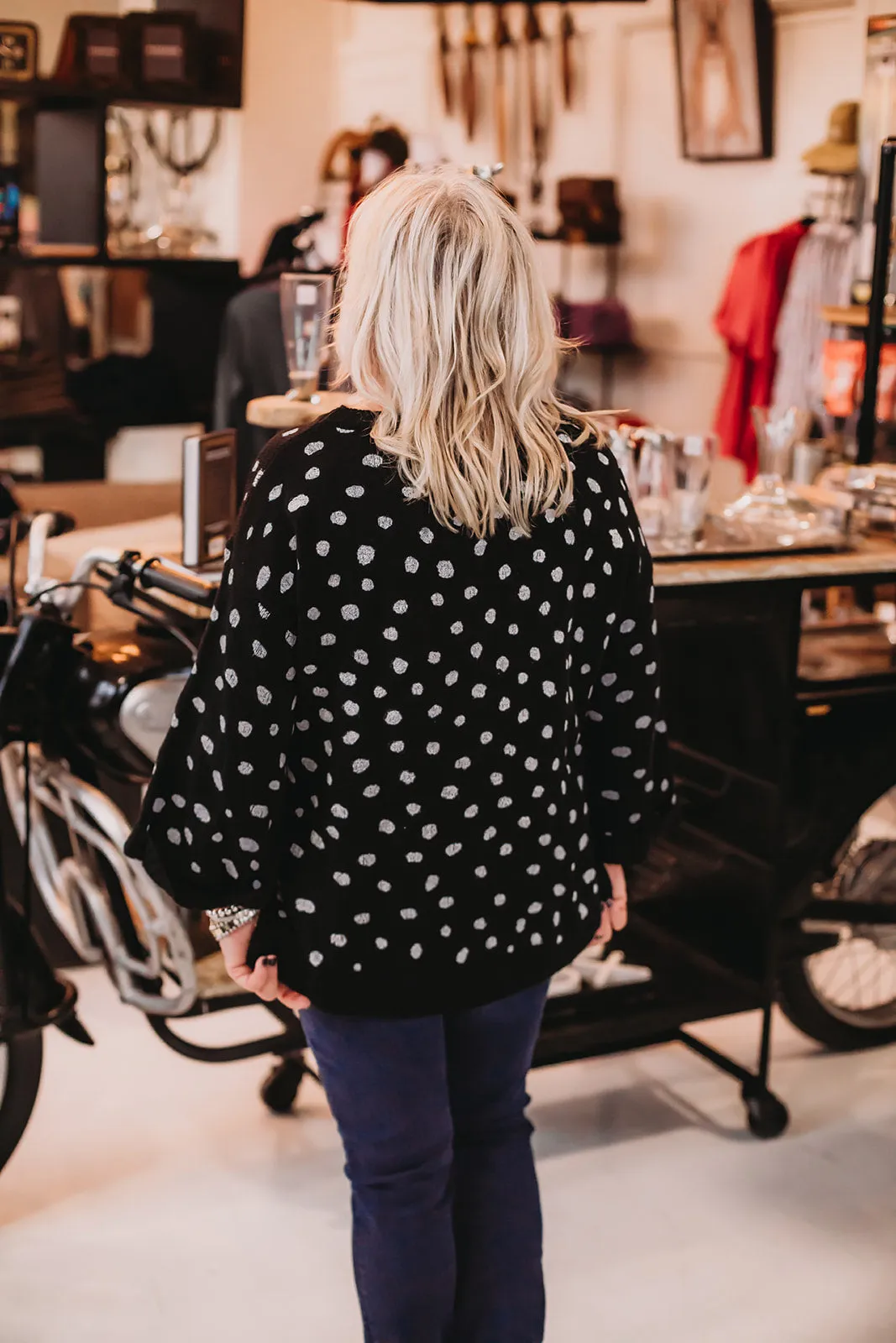 Cozy Evening in Sweater in Black