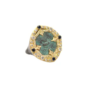 DISC ARTIFACT WITH DIAMOND PAVE BEZEL