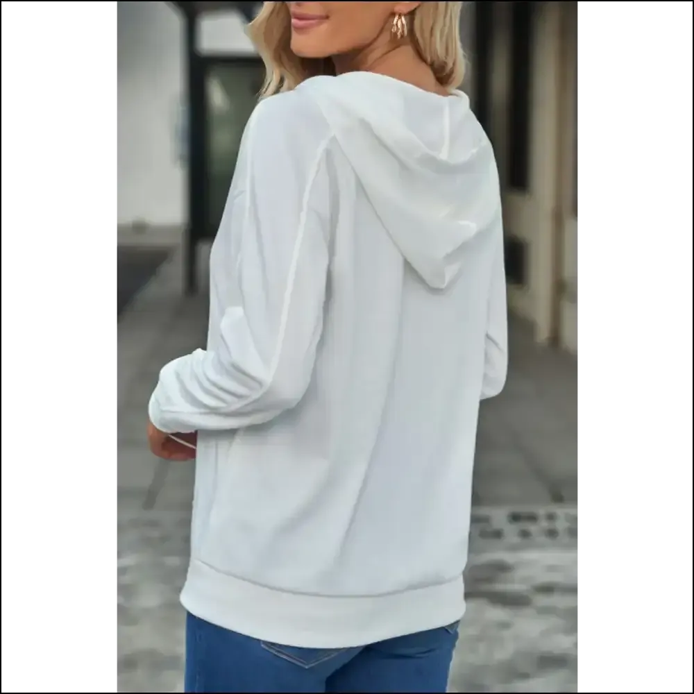 Lace Up Long Sleeve Hoodie: Dress to Impress, Even when You’re Guessing! 👑✨