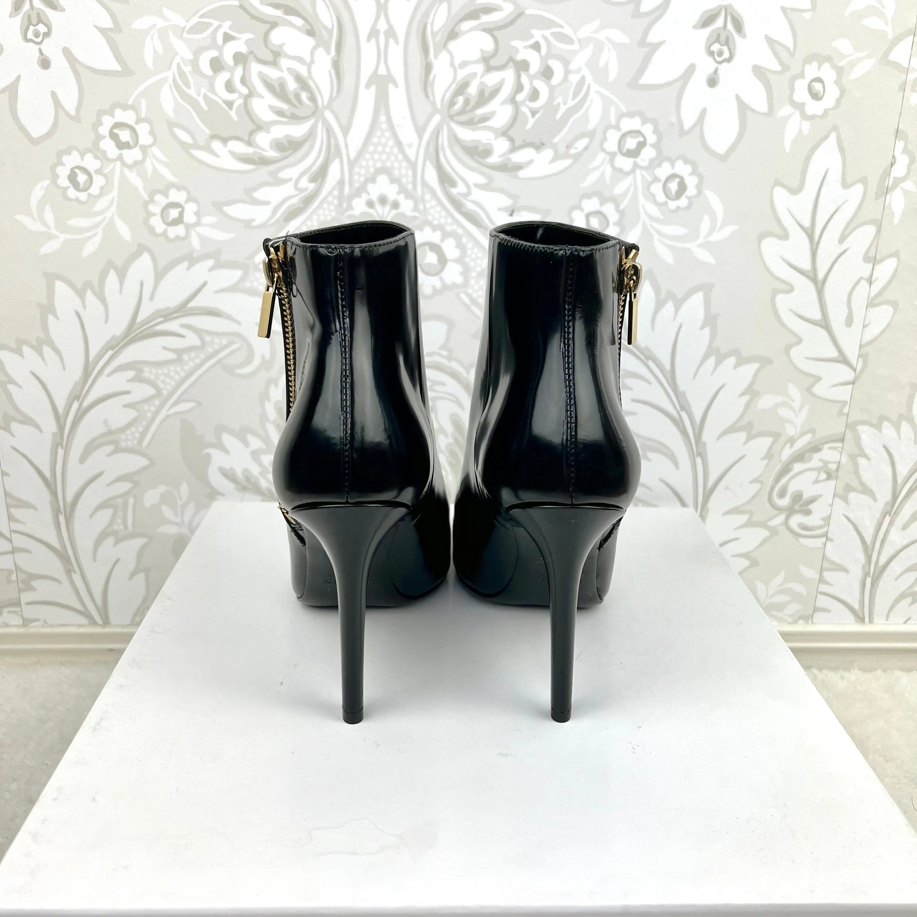 Lanvin Booties size 38.5