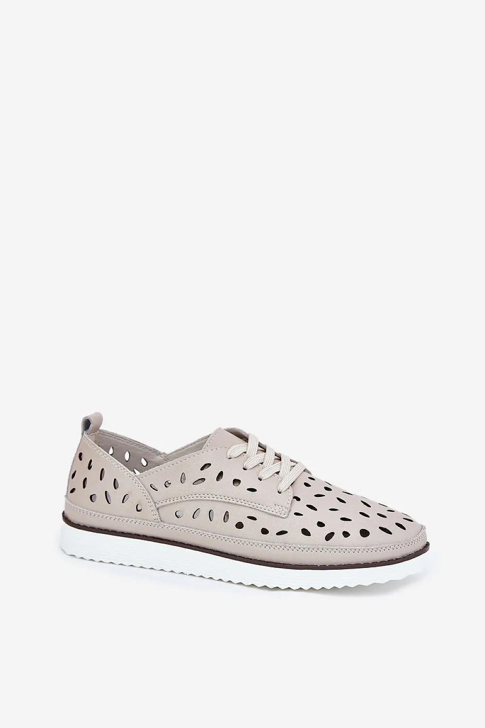 Low Shoes Step in style