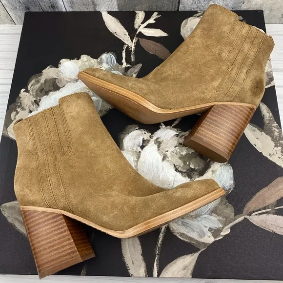 Marc Fisher Mariel Suede Booties in Medium Natural Size 7.