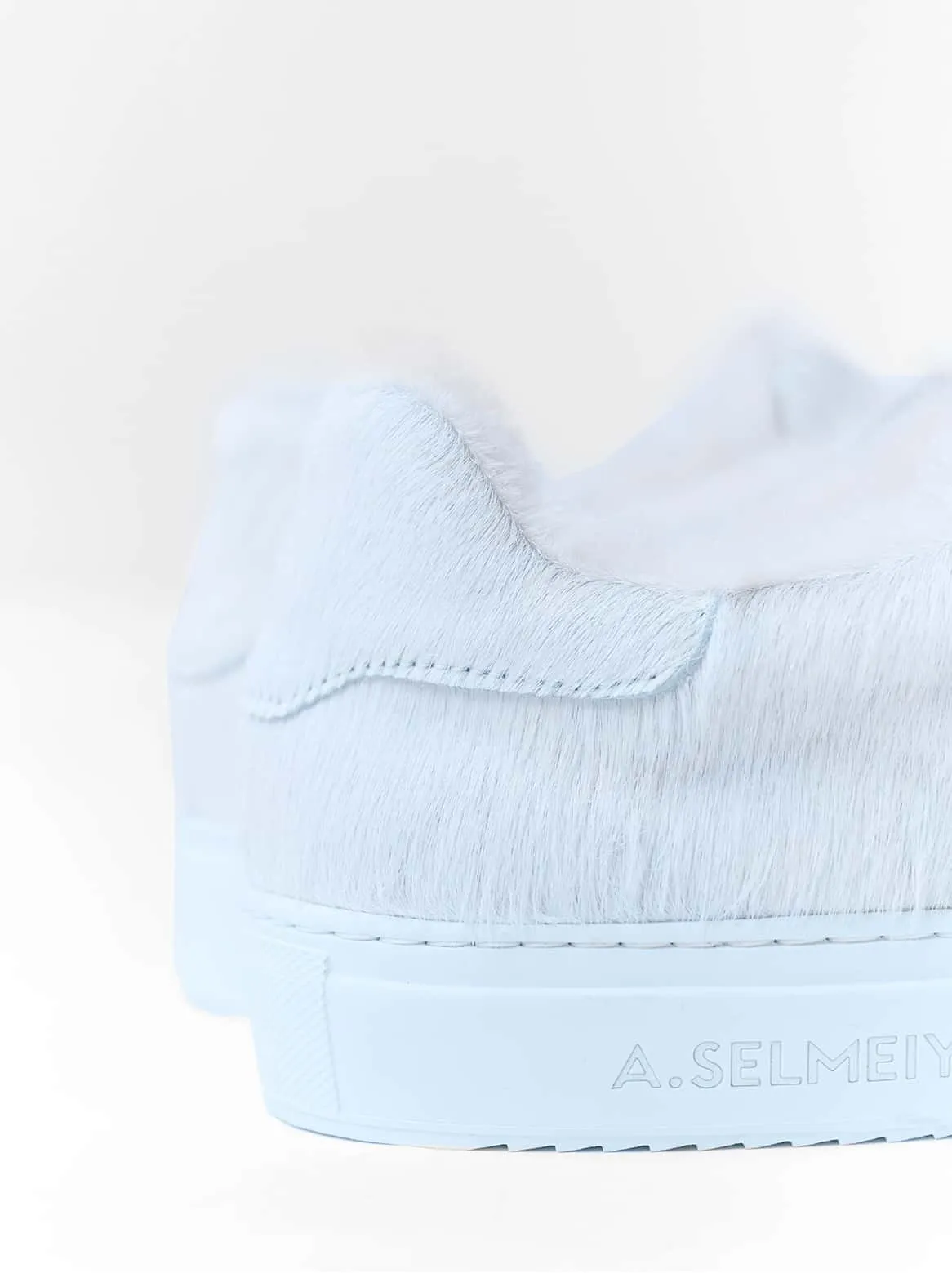 Matteo Cavallino off-white sneakers with lambskin