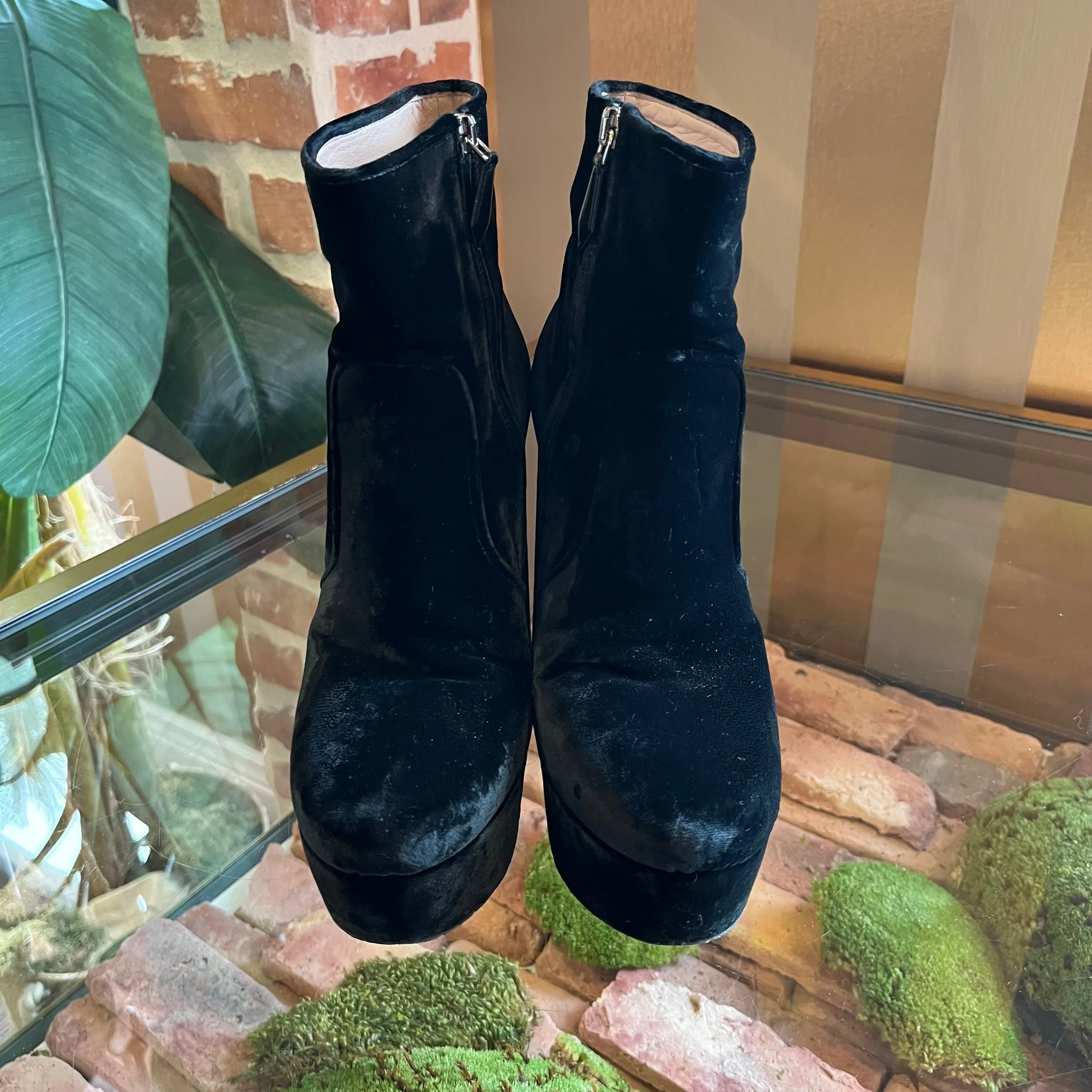 MIU MIU Black Velvet Platform Boots Sz 37.5