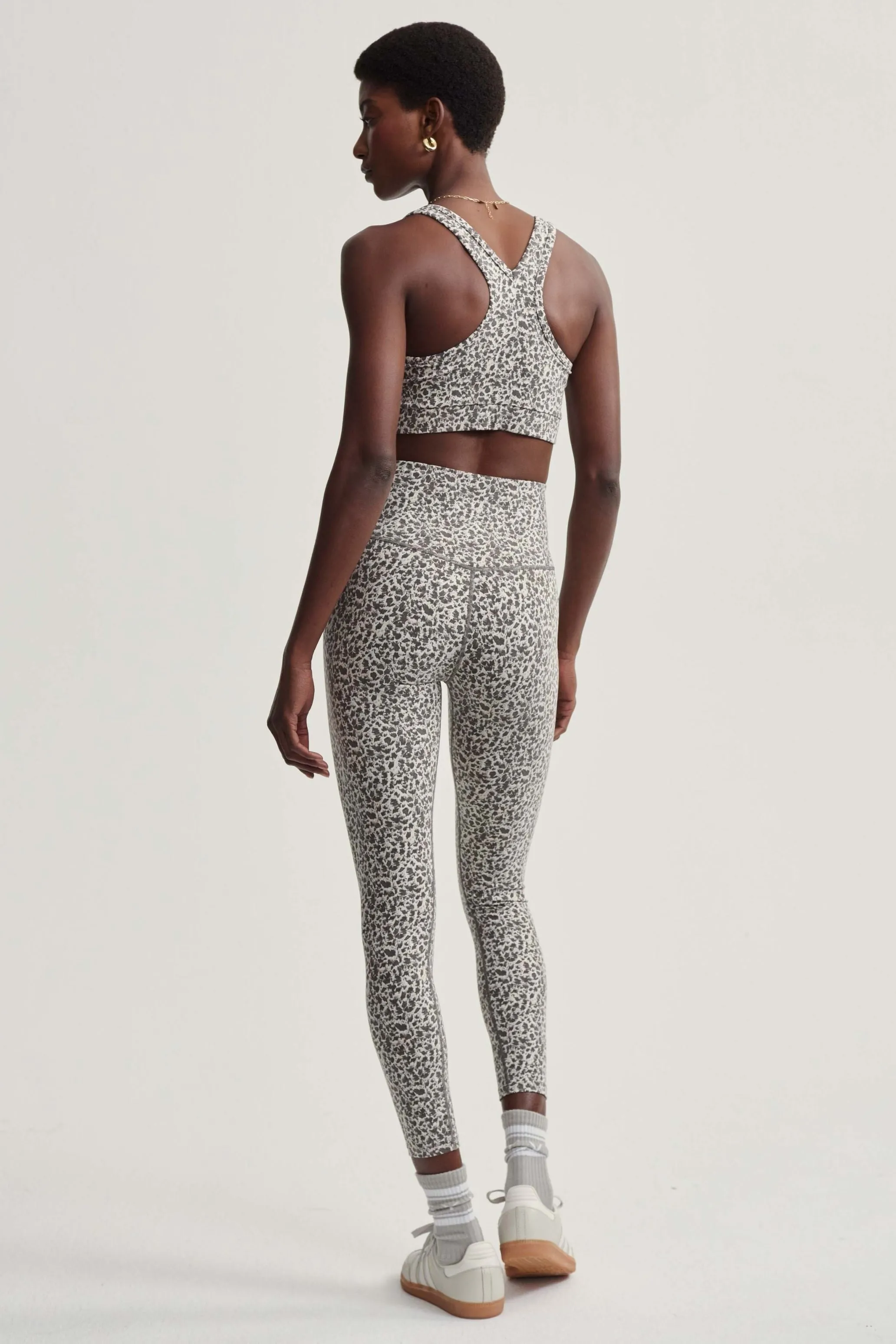 Move High Legging