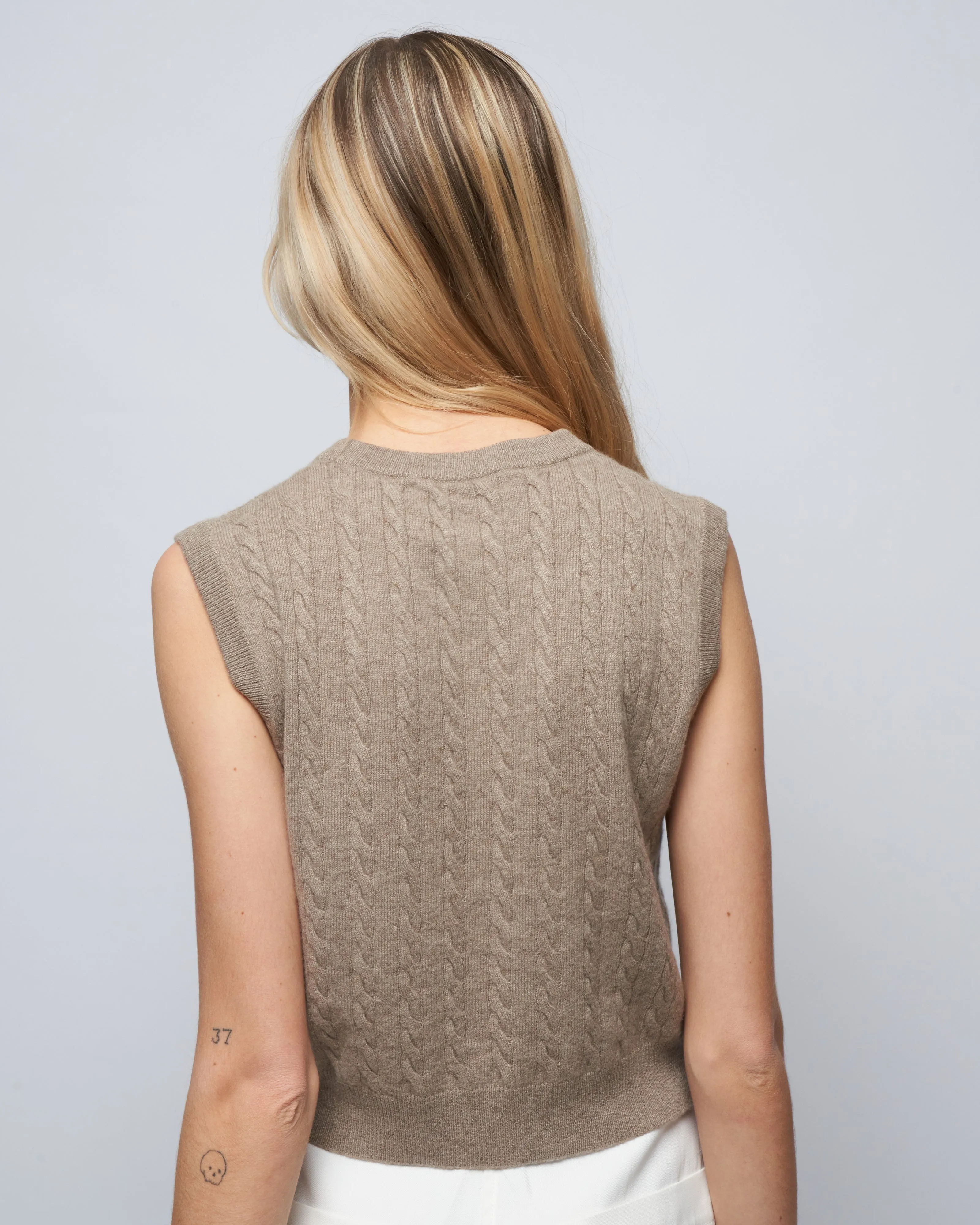 nadine vest - mole