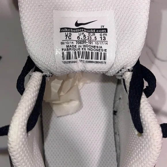 Nike Black and White Sneakers