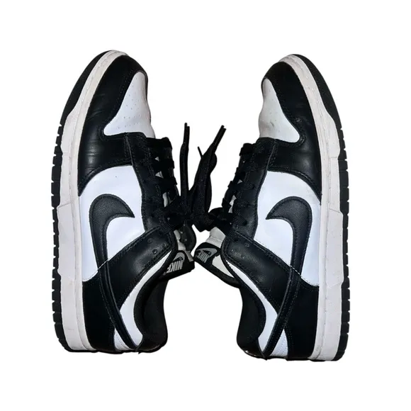 Nike Black and White Sneakers