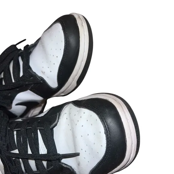 Nike Black and White Sneakers