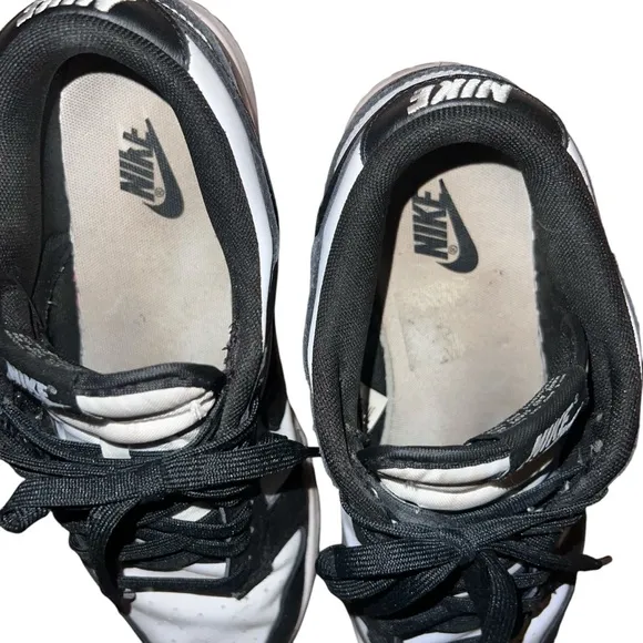 Nike Black and White Sneakers