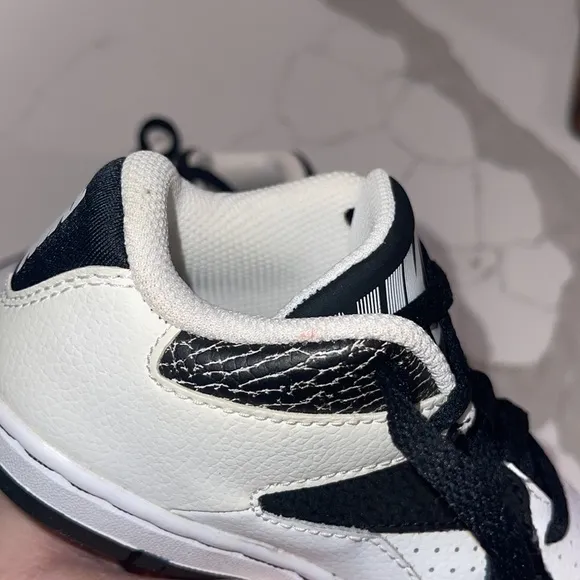 Nike Black and White Sneakers