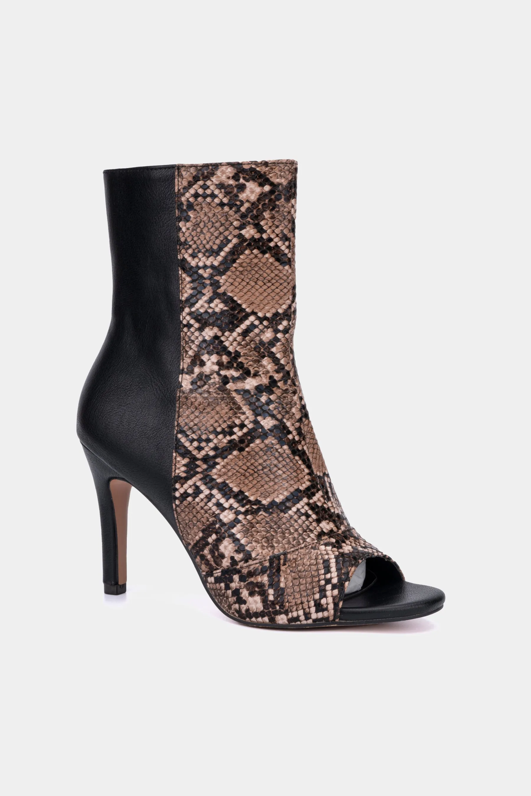 Nola Contrast Panel Booties