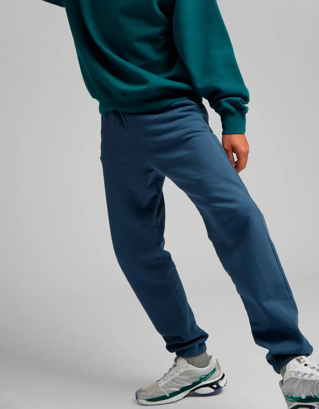 Organic unisex sweatpants in neptune blue