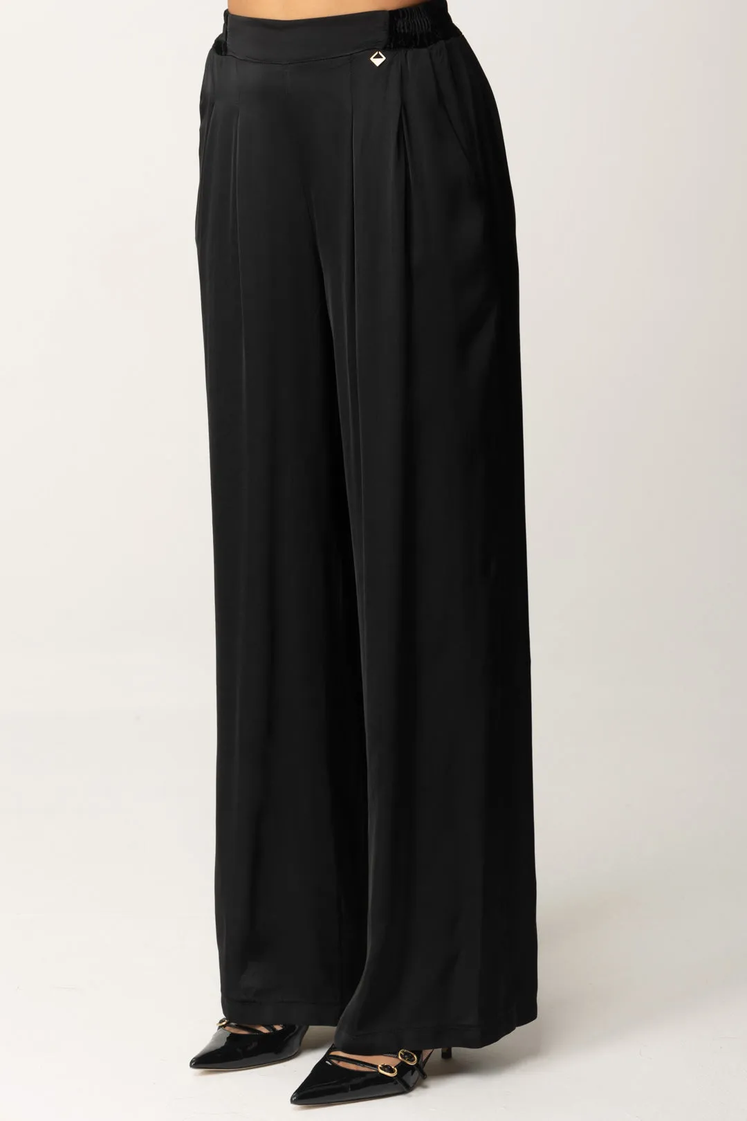Pantaloni Palazzo con Dettagli In Velluto