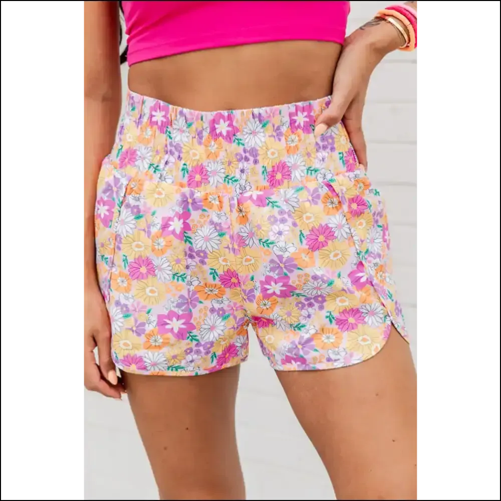 Pink Boho Floral Shorts: from "Meh" to Magnificent ! Needful Things 🌸