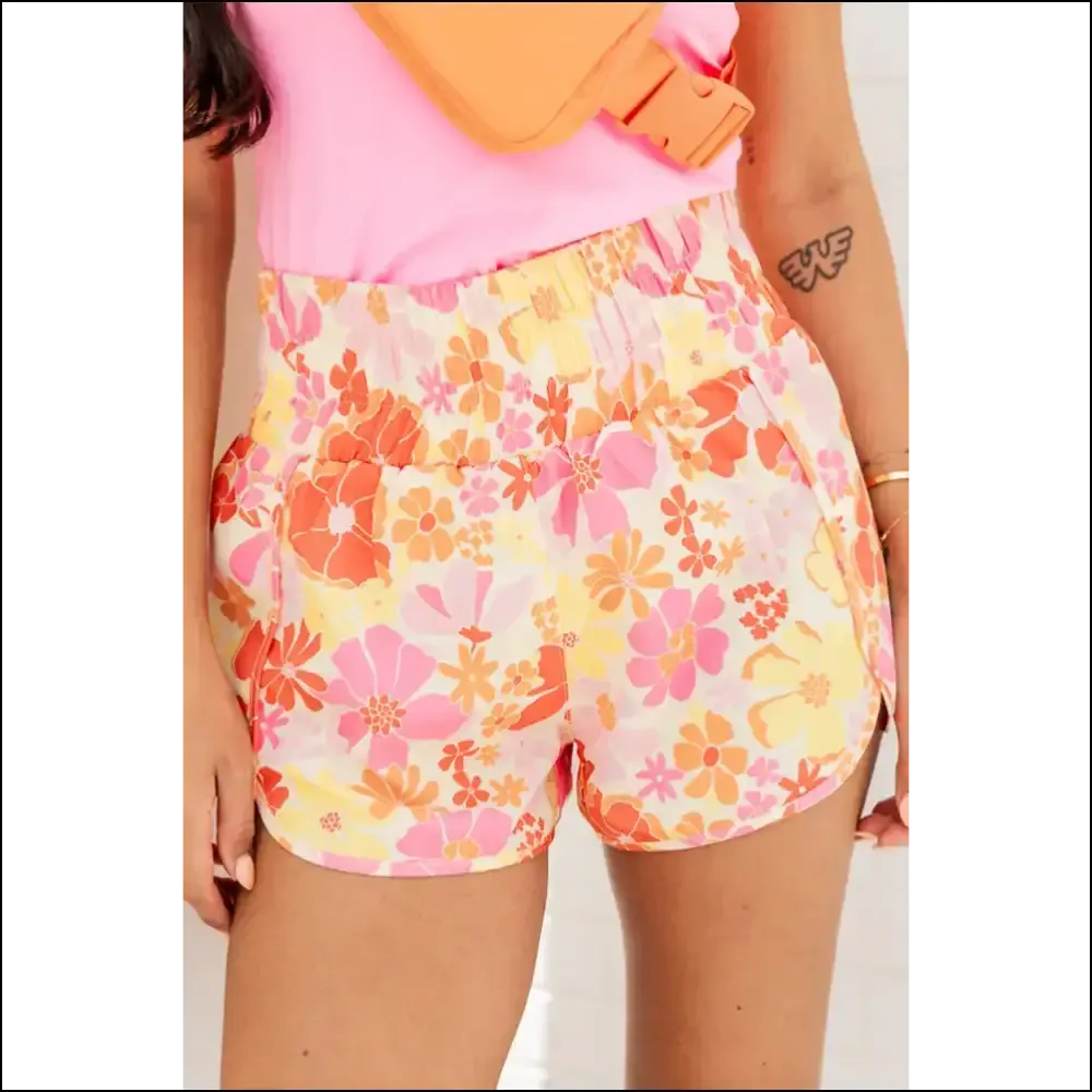 Pink Boho Floral Shorts: from "Meh" to Magnificent ! Needful Things 🌸