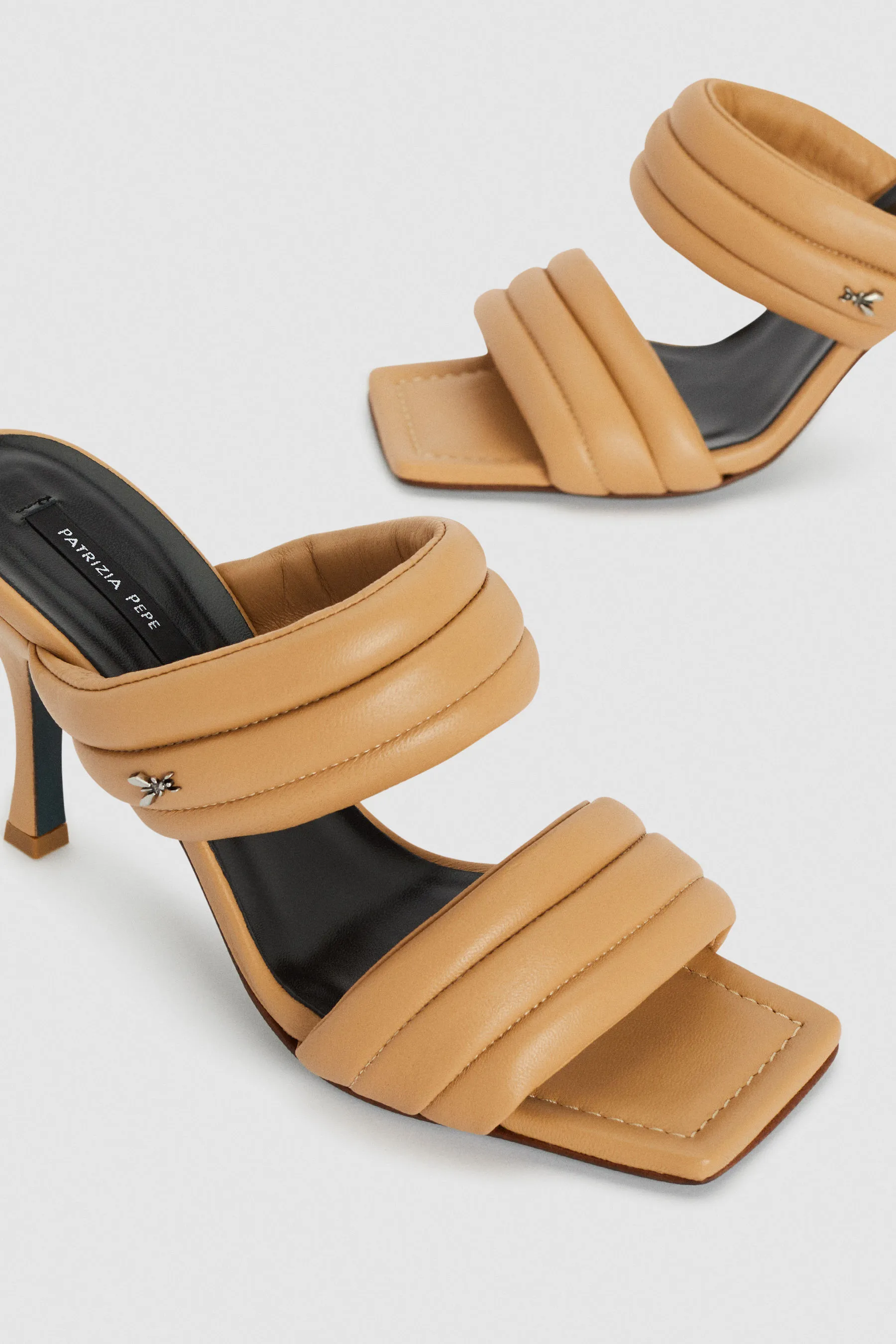 Quilted leather shoes