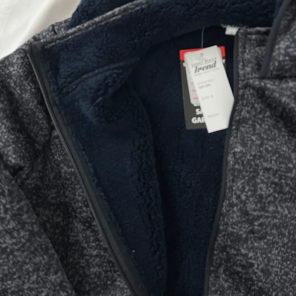 Sandy Beach Trend Fleecy Hoodie Small