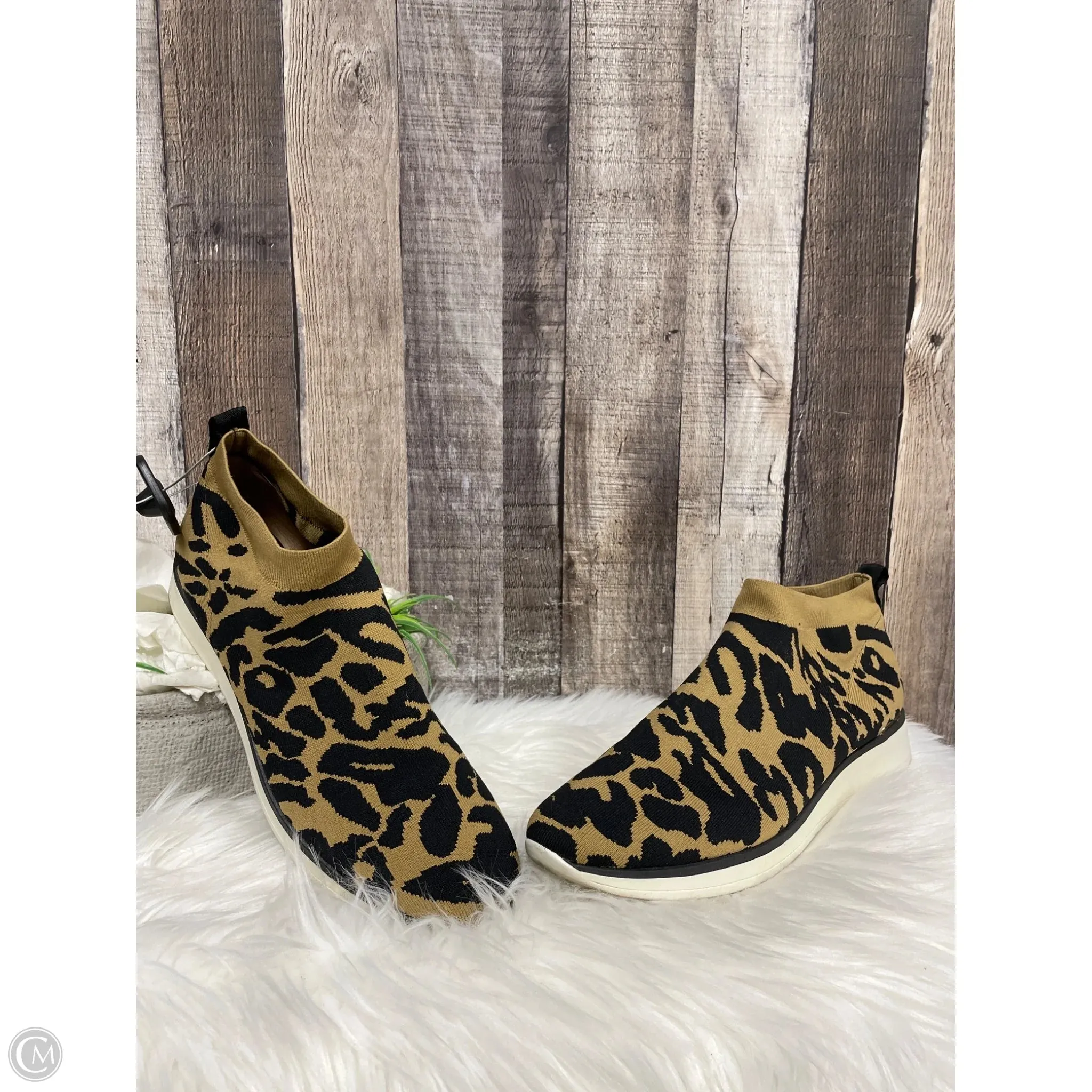Shoes Sneakers By Louise Et Cie In Animal Print, Size: 11