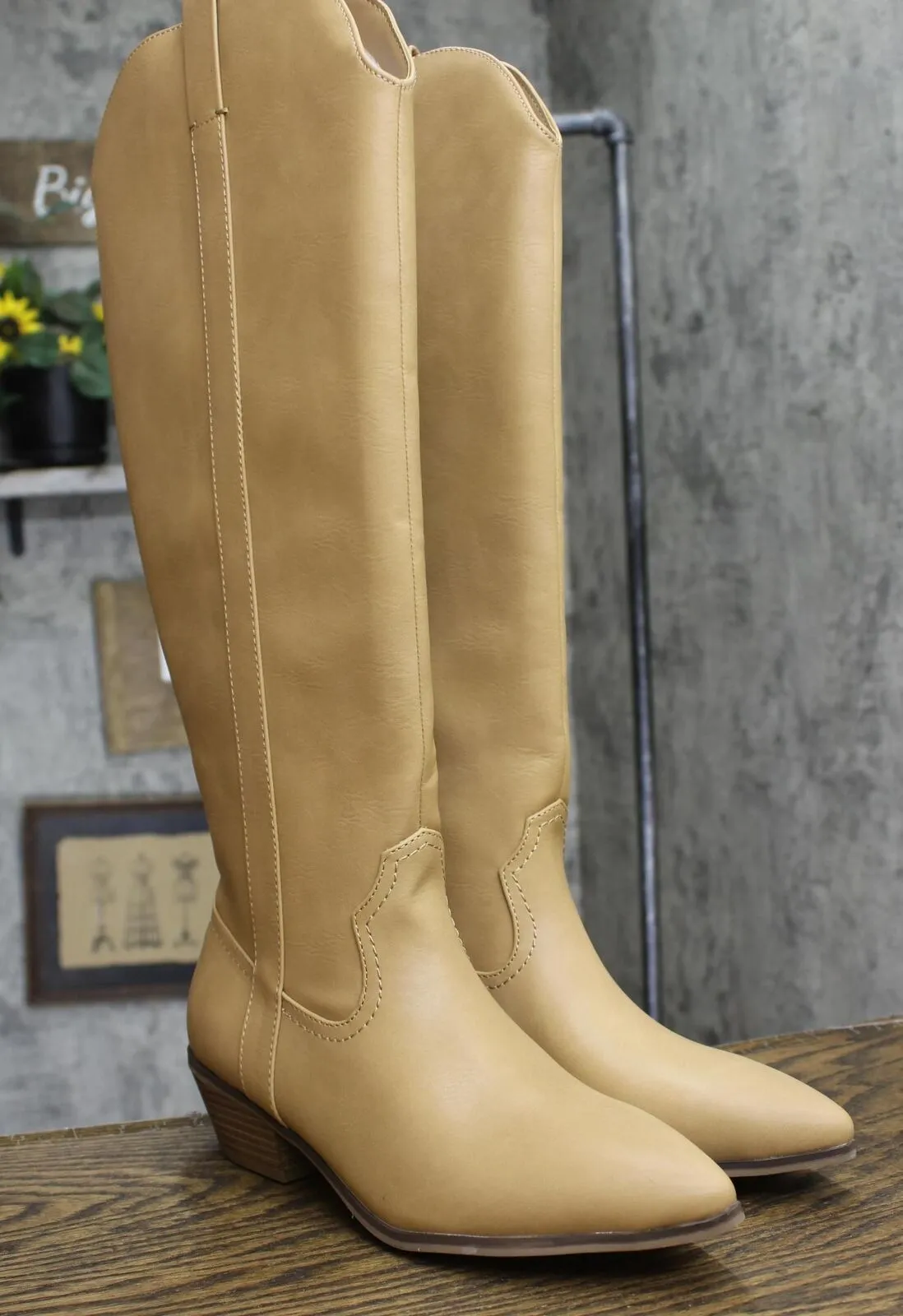 Universal Thread Womens Sommer Western Boots 87929896 Light Brown 8.5M