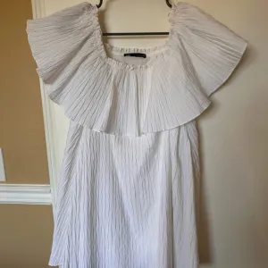 Zara White Off-the-Shoulder Sundress